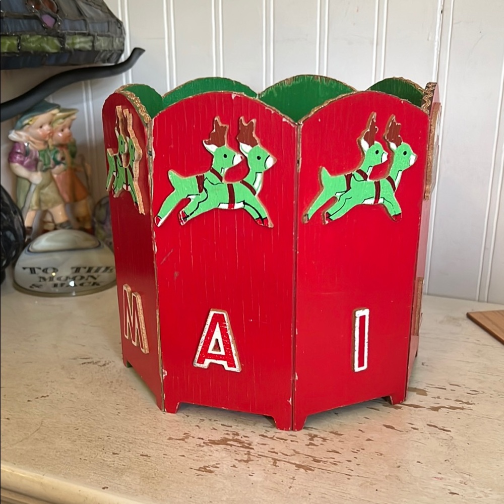 Vintage Japan MCM Wooden Christmas Card Mail holder collapses